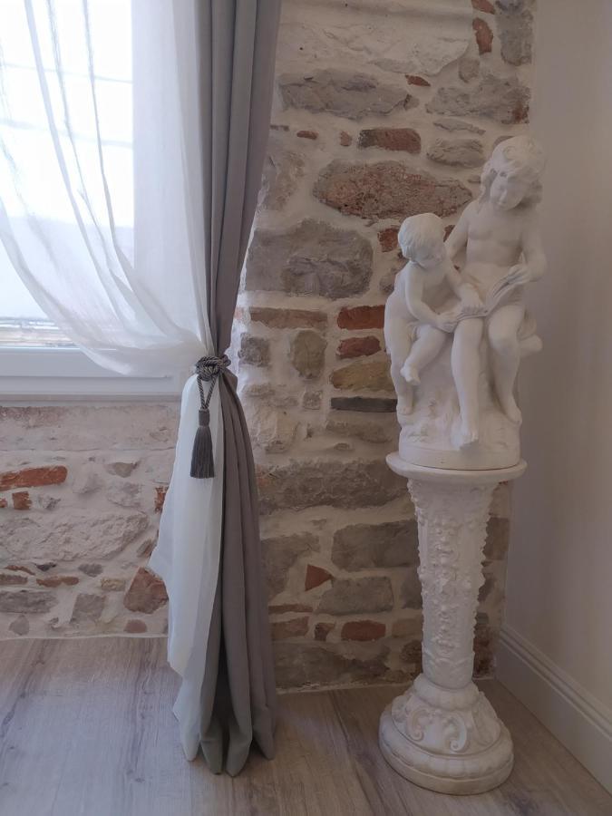 Apartment Antique Zadar - City Center エクステリア 写真