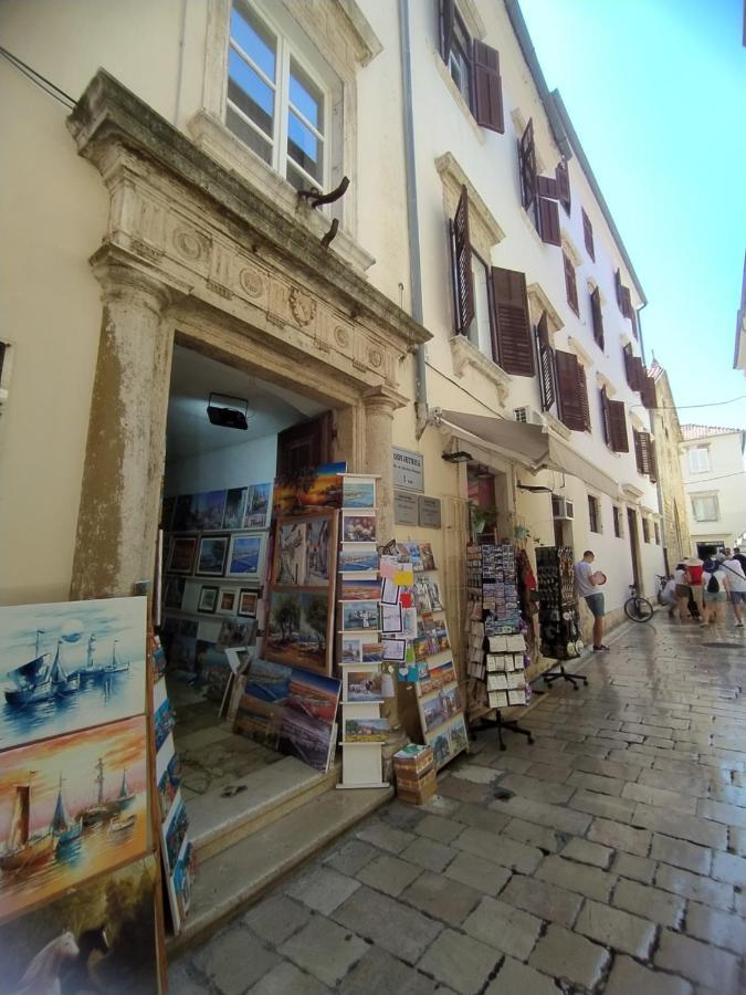 Apartment Antique Zadar - City Center エクステリア 写真